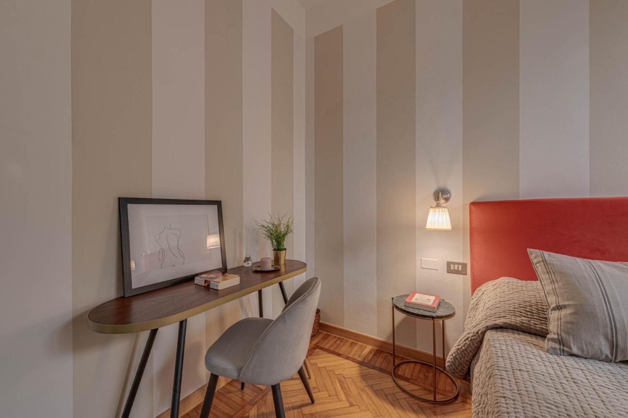 Apartment - Golden Tower With View *