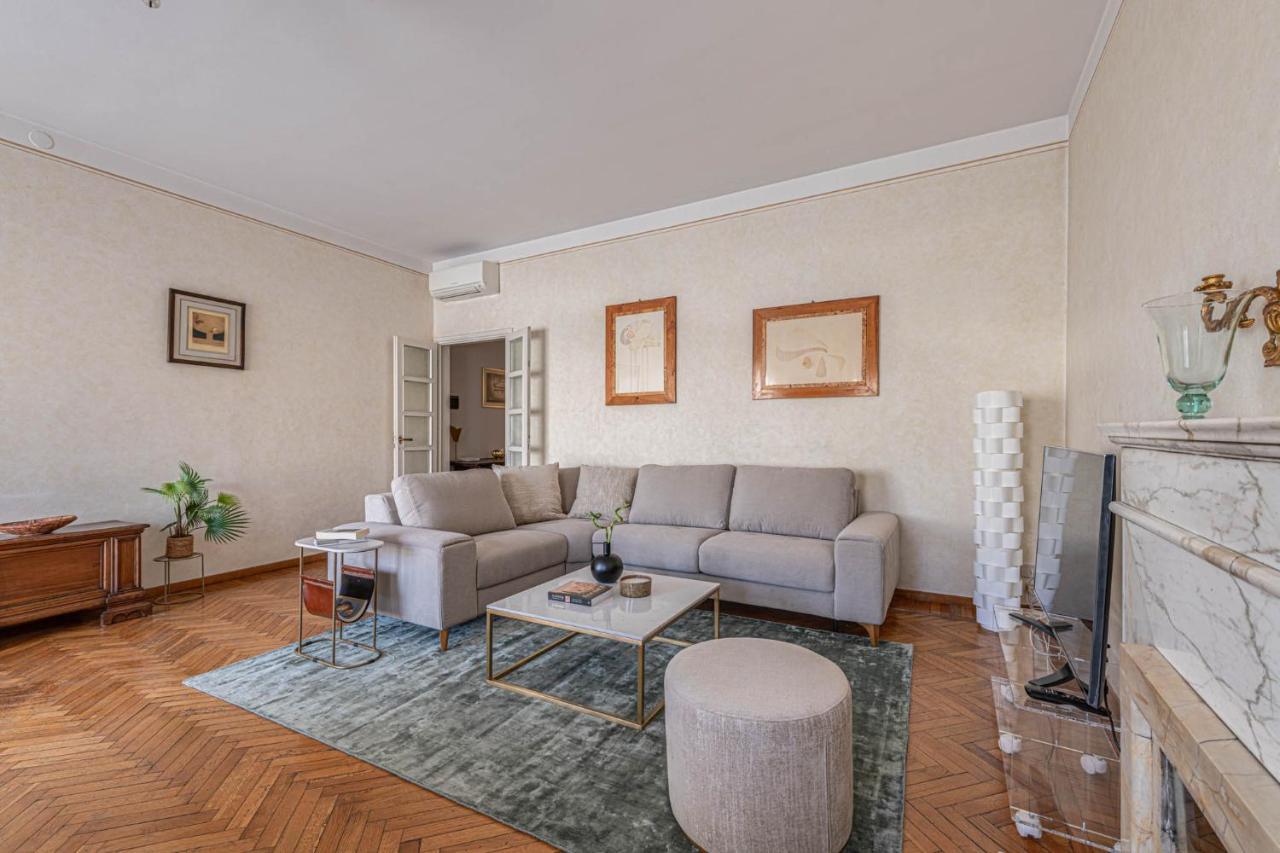 - Golden Tower With View Apartment Florenz